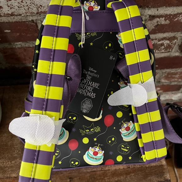 Lounge fly mini backpack nightmare before Christmas clown w/the tear away face - Picture 8 of 14